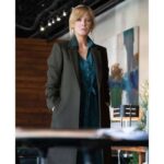 Yellowstone S03 Beth Dutton Trench Coat